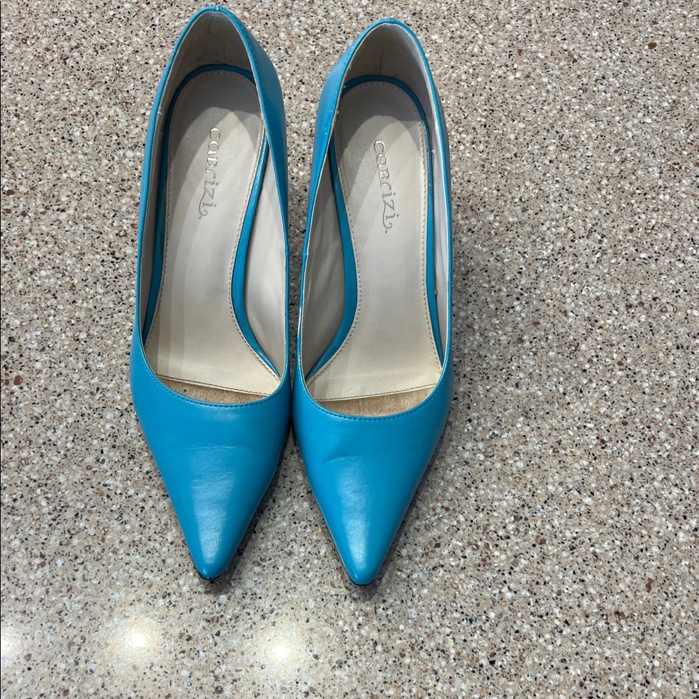 Cabrizi Turquoise Heels